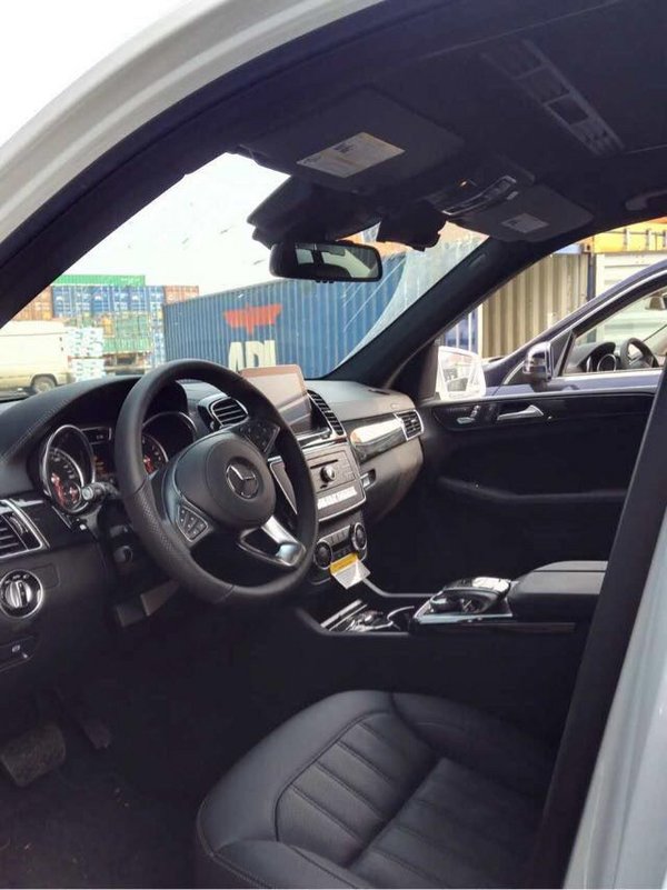 2017款奔馳GLS450現(xiàn)車 銷量冠軍降價(jià)咆哮-圖4