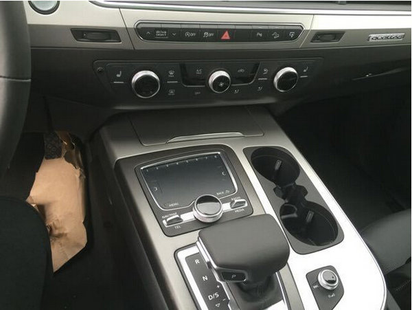 17款奥迪Q7最新价格及配置全国降价销售-图6