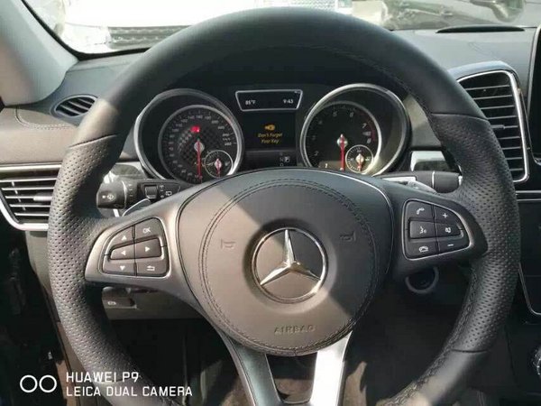 17款奔馳GLS450 彰顯優(yōu)雅氣質(zhì)降價(jià)再升級(jí)-圖4