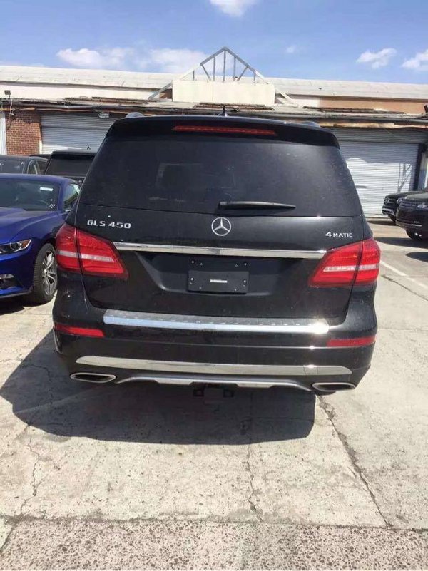 17款奔驰GLS450最顶配现车价优 省购置税-图3