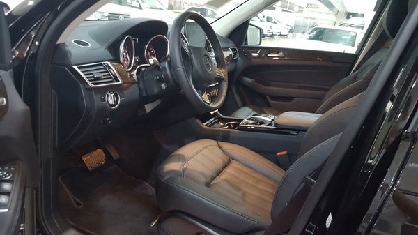 2017款奔馳GLS450港口行情 美規(guī)更便宜了-圖5
