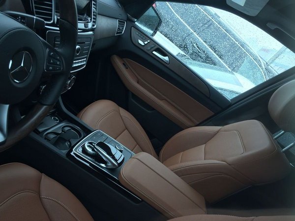17款奔馳GLS450現(xiàn)車平價 加版GLS450解析-圖5
