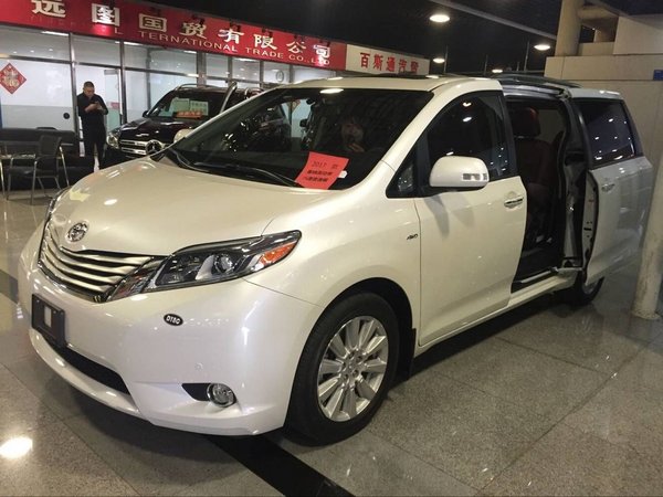 2017款豐田塞納四驅(qū) 商務(wù)保姆車限時爆降-圖5