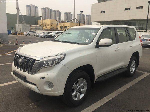 豐田霸道2700中東版 現(xiàn)車促銷破冰價優(yōu)惠-圖1