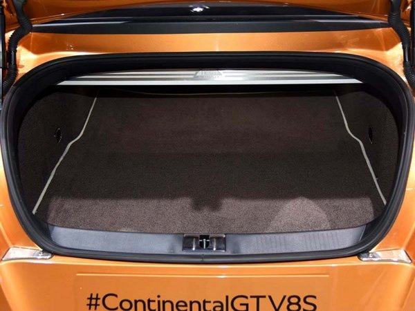 2017款宾利欧陆GT 内舱装潢考究豪惠驾享-图7