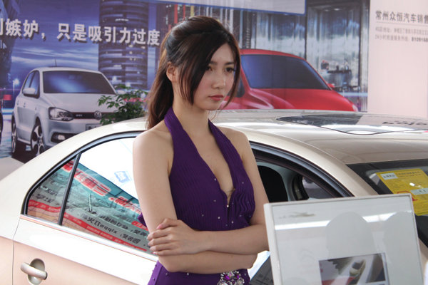 常州西太湖国际车展之车模篇 美女如云_宝马X1_常州车市-网上车市