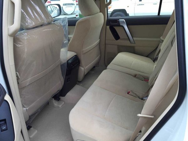 豐田霸道2700現(xiàn)車報價 普拉多降價擋不住-圖7