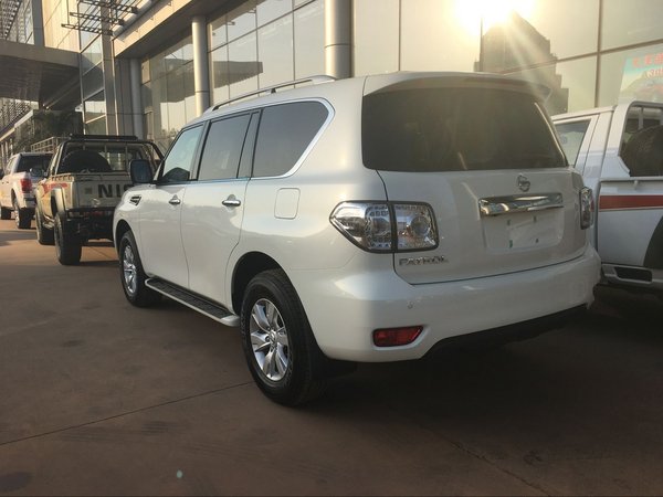 16款尼桑途樂Y62XE現(xiàn)車4.0L 報(bào)價(jià)55.8萬-圖3