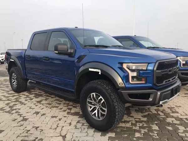 17加版福特猛禽F150 Raptor皮卡新配86万-图6