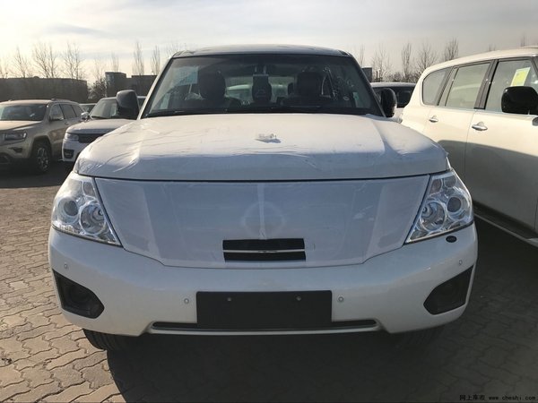 2017款日產(chǎn)途樂(lè) 低配XE55.5萬(wàn)新優(yōu)惠出爐-圖2