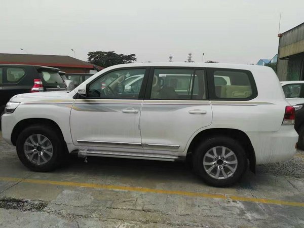 16款丰田酷路泽4000 双十一降价不计成本-图3