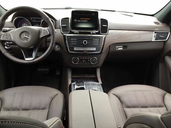 17款奔馳GLS450現車 秋季新行情價格解析-圖4