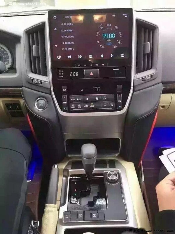 全新豐田酷路澤4000 真皮座椅踏板新體驗-圖9