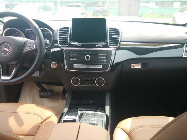 17款加版奔馳GLS450 走量價GLS現(xiàn)車115萬-圖4