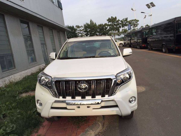 豐田霸道2700現(xiàn)車 低價格也能秒殺強品質(zhì)-圖2