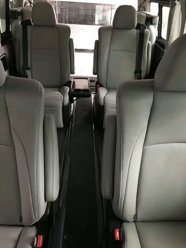 丰田海狮中东版中巴 更舒适安全商旅体验-图8