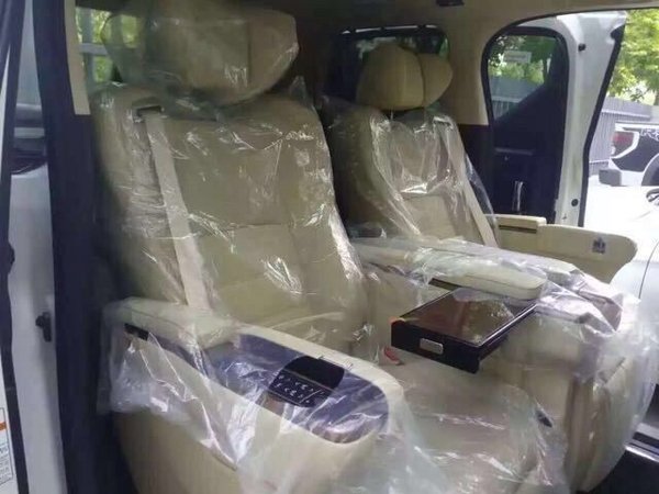 2016款豐田埃爾法 超豪華保姆車人氣爆棚-圖5