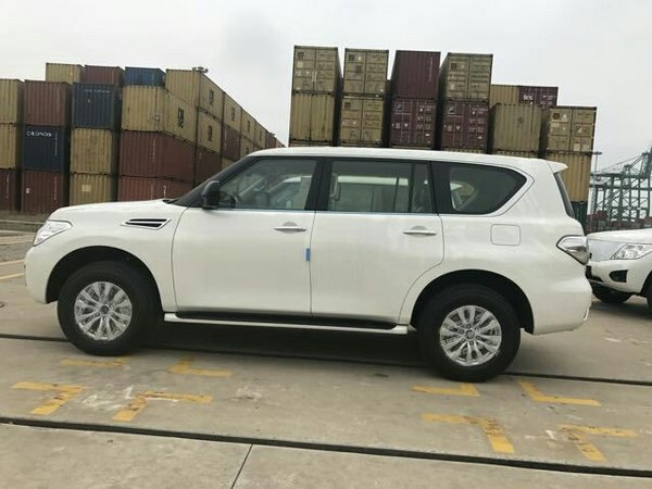 17款尼桑途乐Y62XE 4.0排量最新优惠多少-图4