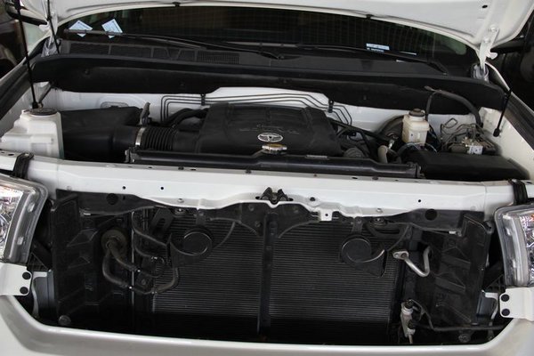 17款豐田坦途皮卡5.7L 現(xiàn)車45萬(wàn)數(shù)量不多-圖7