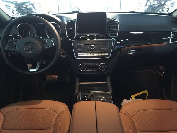 2018款奔驰GLS450加版 豪华越野童叟无欺-图6