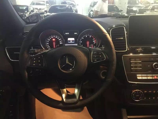 2017款奔馳GLS450 奔馳豪奢SUV高端試駕-圖8