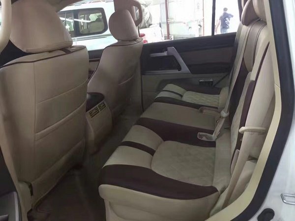 豐田酷路澤4000現(xiàn)車 平價(jià)越野改裝新概念-圖6