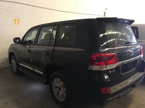 2016款丰田酷路泽4000 较量V8陆巡爆底价-图7