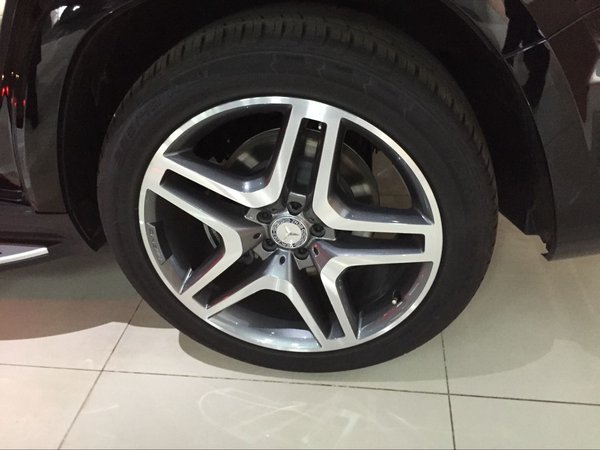 2017款奔馳GLS450現(xiàn)車 二月逆惠奔馳讓利-圖3