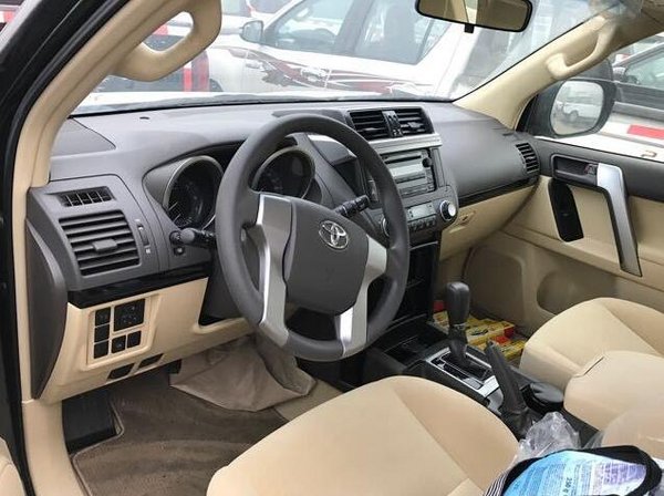 17款丰田霸道4000中东版报价 霸道促销-图3