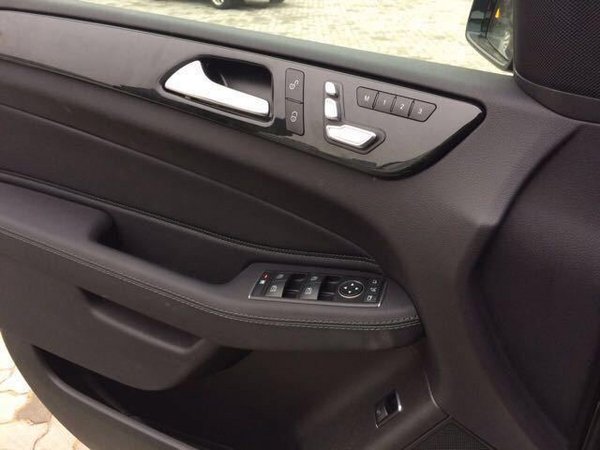 2017款奔驰GLS450 七座商务SUV配置丰富-图8
