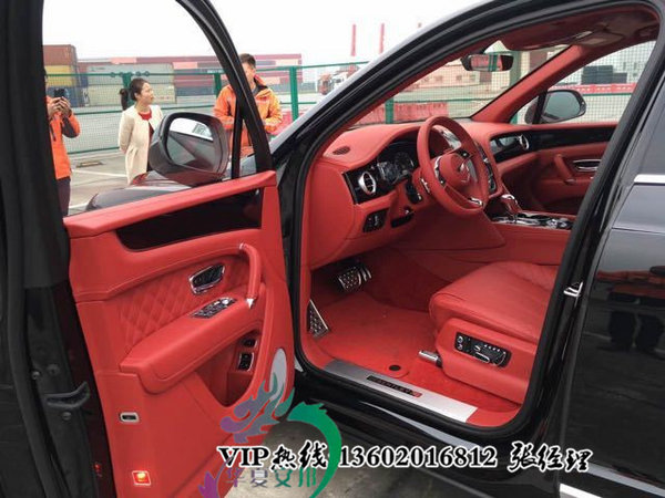17款賓利添越配置及價(jià)格 光彩SUV420萬(wàn)售-圖9