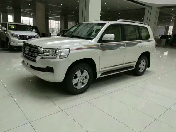 16款丰田酷路泽4000 V6陆巡二月降价狂欢-图2