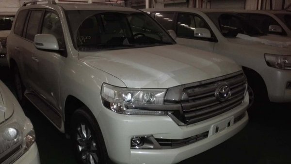 豐田酷路澤5700配置 頂級(jí)巡洋艦越野價(jià)格-圖1