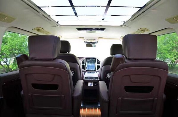 17款升级版奔驰Metris 进口商务配置详解-图7