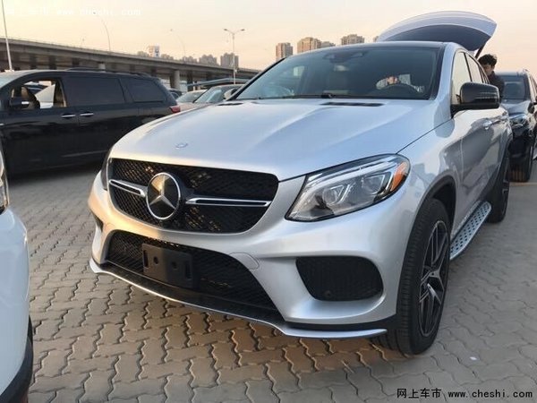 奔驰GLE450气质越野车 全网最低报价98万-图1