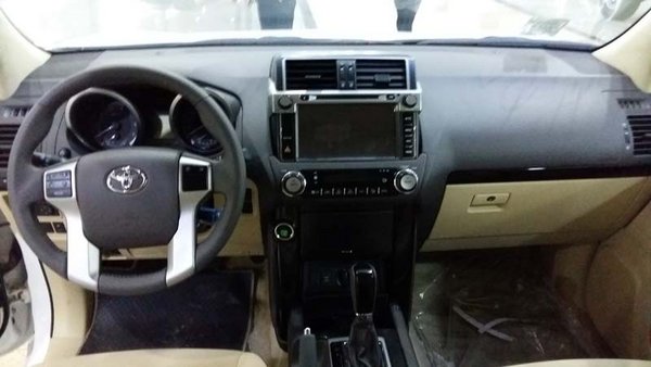 16款豐田霸道4000現(xiàn)車 普拉多SUV直降價-圖4