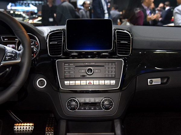 2017款奔驰GLS63 小巧豪华越野超值爆惠-图5