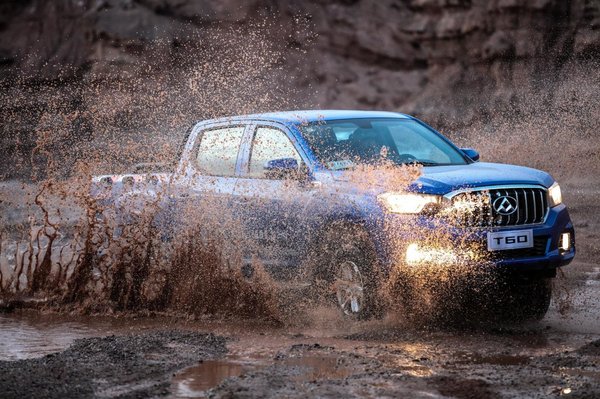 国产皮卡车哪个牌子好,首选上汽大通T60