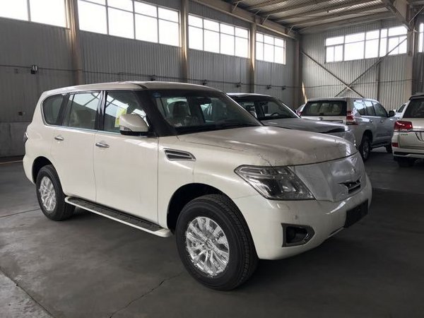 2017款尼桑途樂4.0L現(xiàn)車 零首付分期特購-圖2
