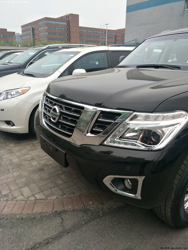 日產(chǎn)尼桑途樂現(xiàn)車 低價暢享四驅(qū)奢華空間-圖3