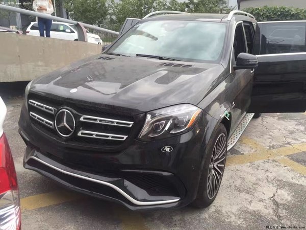 2017款奔馳GLS63現(xiàn)車 240萬金屬漆新配置-圖2