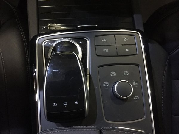 17奔馳GLS450首批現(xiàn)車 優(yōu)惠登陸新配揭秘-圖7