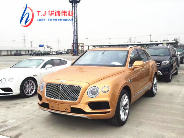 爆款热销17款宾利添越6.0T W12配置丰富-图1