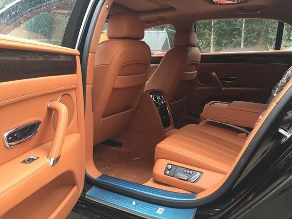 2016款賓利飛馳4.0T 極速V8現(xiàn)車低價(jià)亮點(diǎn)-圖6