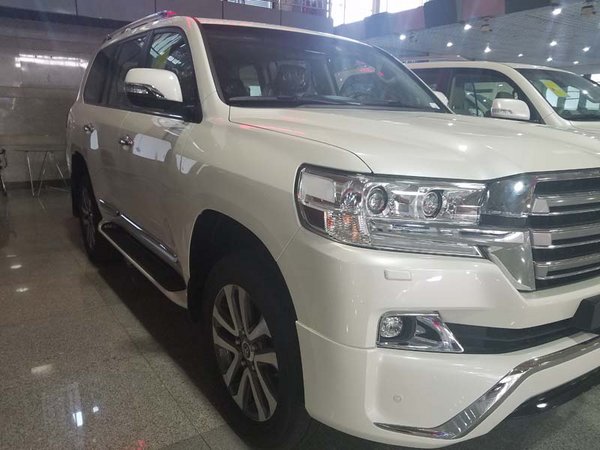 豐田酷路澤5700VXR 頂配陸巡137萬(wàn)特惠價(jià)-圖2