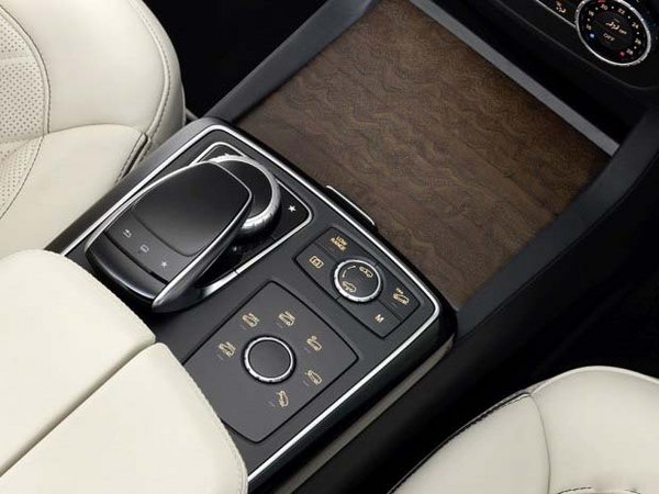 2017款奔驰GLS400 性能大揭秘提车有惊喜-图9