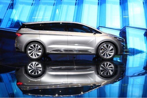 吉利MPV概念车在上海车展全球首发亮相-图4