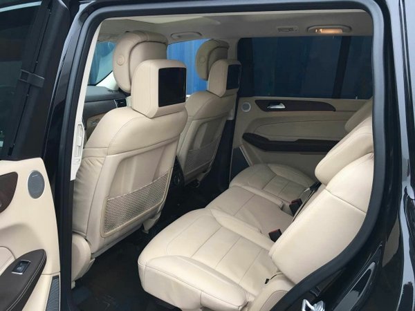 2017款奔馳GLS450現(xiàn)車(chē) 天津?qū)Ｙu(mài)一手報(bào)價(jià)-圖10