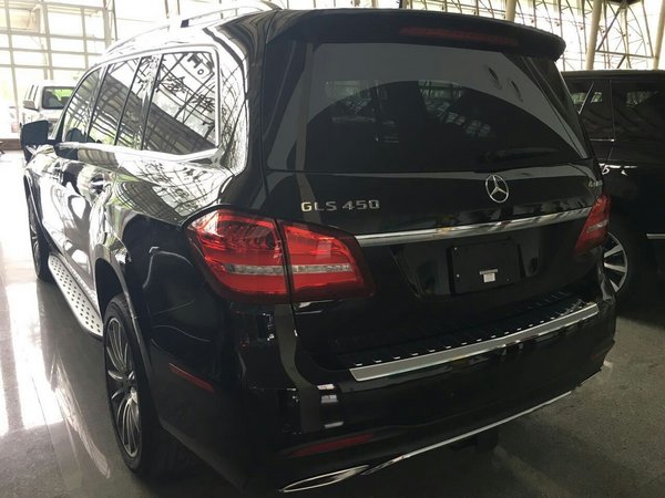 17款奔馳GLS450加版現(xiàn)車 131萬特價新配-圖3