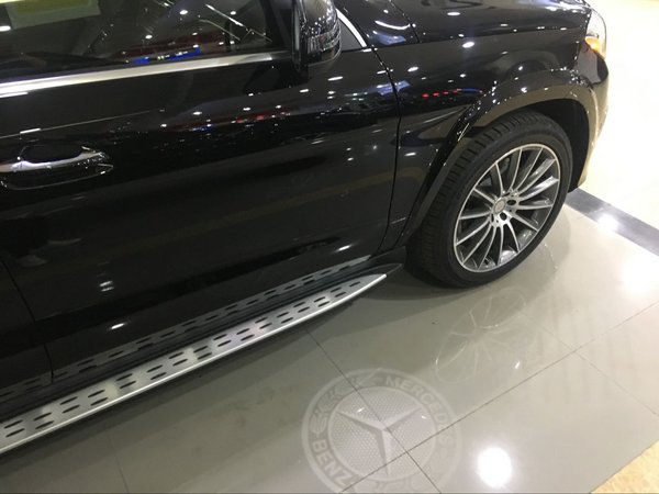 17款加版奔馳GLS450價格 金屬漆AMG詳配-圖3